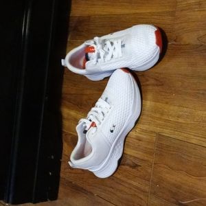 Like new Lacoste gym shoes